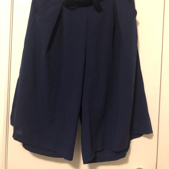 Bottom - Picture 2 of 6